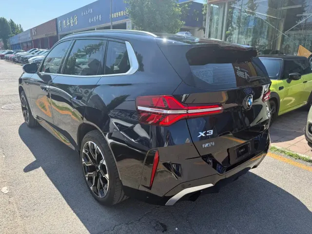 BMW X3 — Фото автомобиля 4