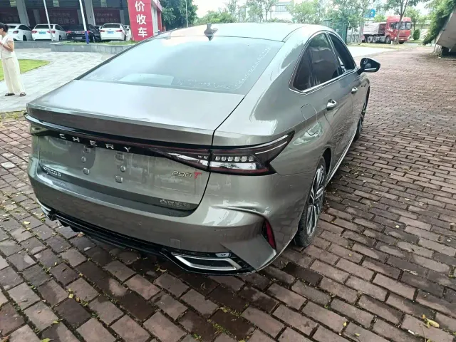 Chery Arrizo 8 — Фото автомобиля 10