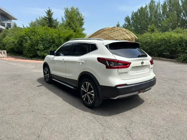 Nissan Qashqai — Фото автомобиля 19