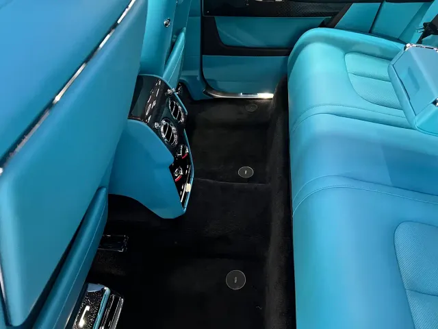 Rolls-Royce Cullinan — Фото автомобиля 29