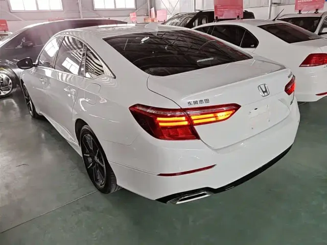 Honda Inspire — Фото автомобиля 4