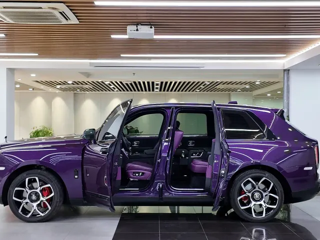 Rolls-Royce Cullinan — Фото автомобиля 5