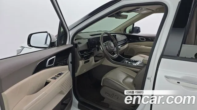 Kia Carnival — Фото автомобиля 15