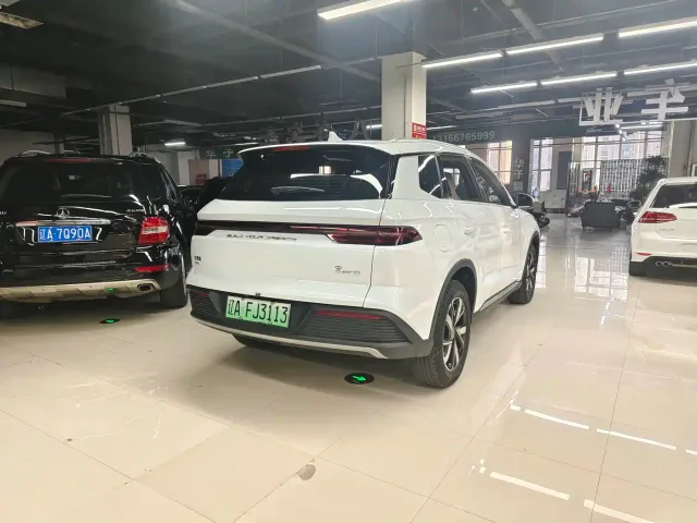 BYD Song Pro — Фото автомобиля 6