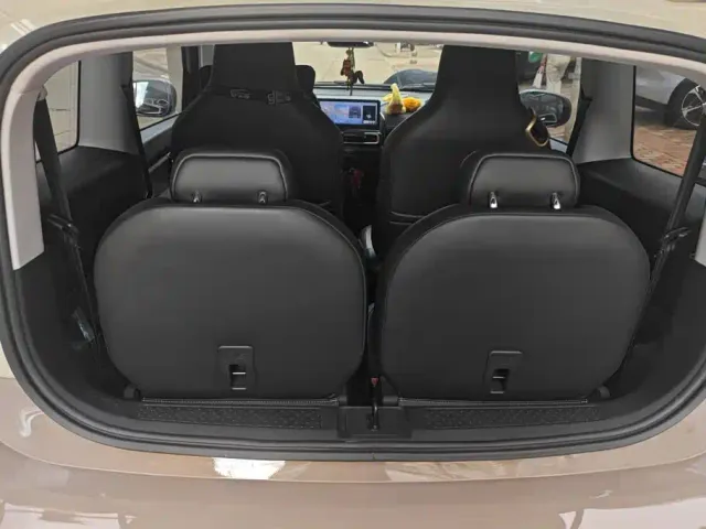 Baojun KiWi EV — Фото автомобиля 4