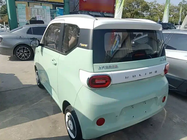 Wuling Hongguang Mini EV — Фото автомобиля 4