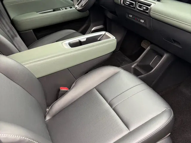 Baojun Yep Plus — Фото автомобиля 6