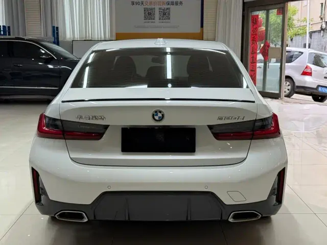 BMW 3 Series — Фото автомобиля 5