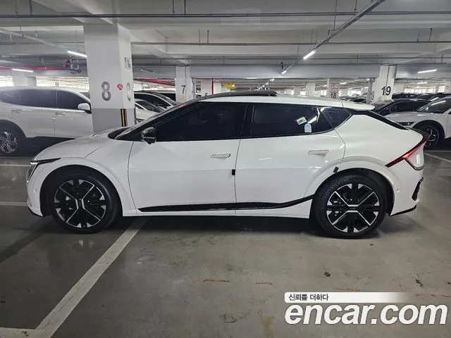 Kia EV6 EV6 (New) — Фото автомобиля 3