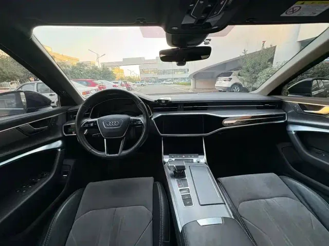 Audi A6L — Фото автомобиля 3