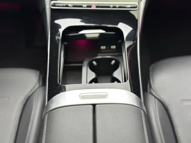 Mercedes-Benz C-Class — Фото автомобиля 15