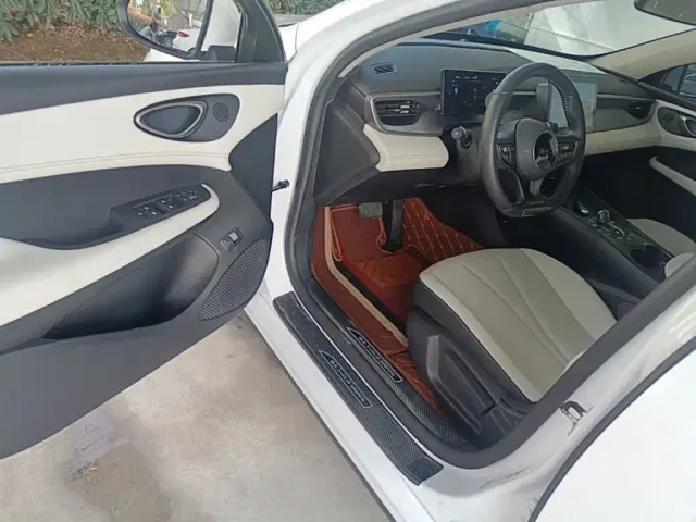 BYD Seal 05 DM-i — Фото автомобиля 15