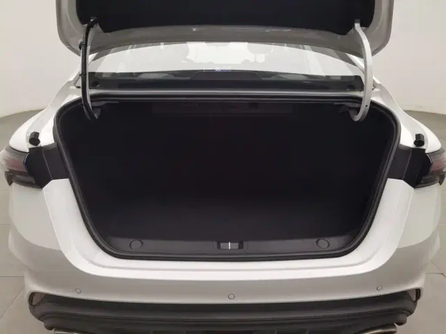 Geely Binrui — Фото автомобиля 16