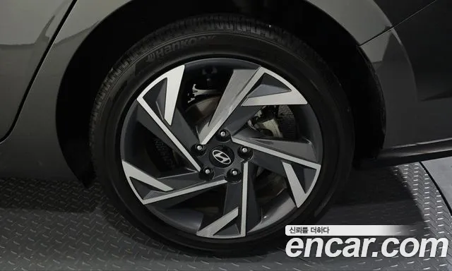 Hyundai Avante — Фото автомобиля 21