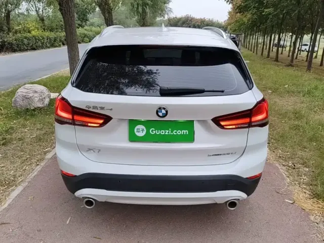 BMW X1 — Фото автомобиля 5