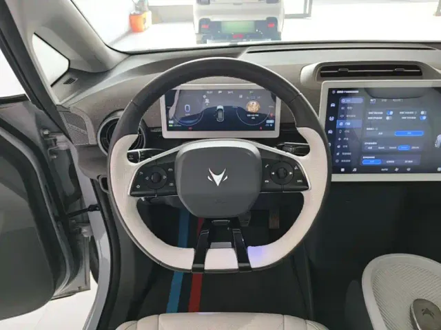 ARCFOX Arcfox Koala 2023 Family Edition Pro — Фото автомобиля 10