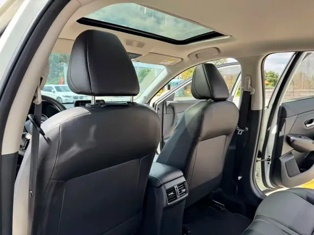 Nissan Sylphy — Фото автомобиля 15