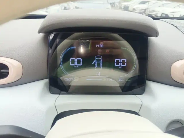 Leapmotor T03 — Фото автомобиля 11
