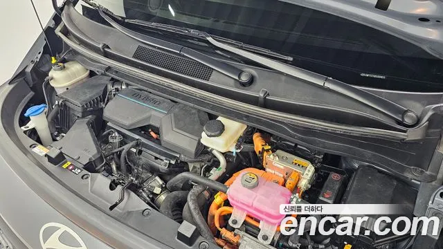 Hyundai Staria Staria — Фото автомобиля 2