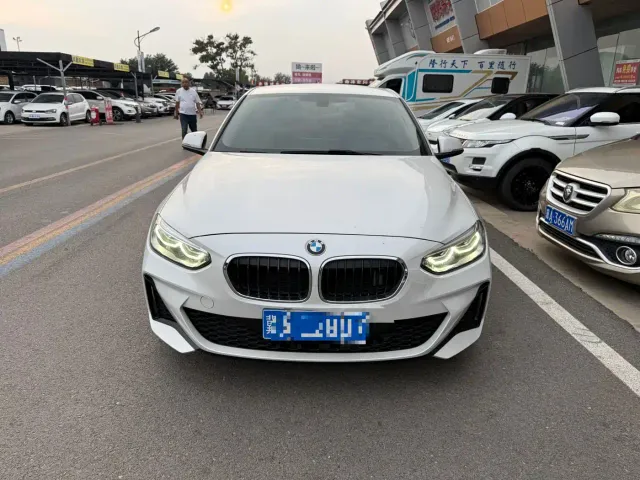 BMW 1 Series — Фото автомобиля 2
