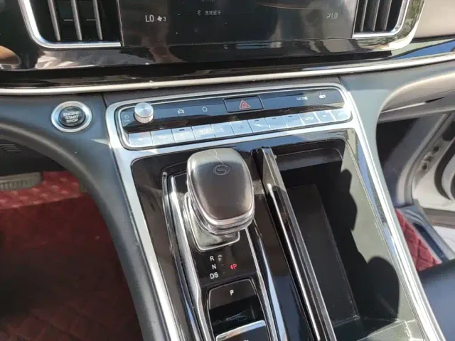 GAC Trumpchi M8 — Фото автомобиля 12