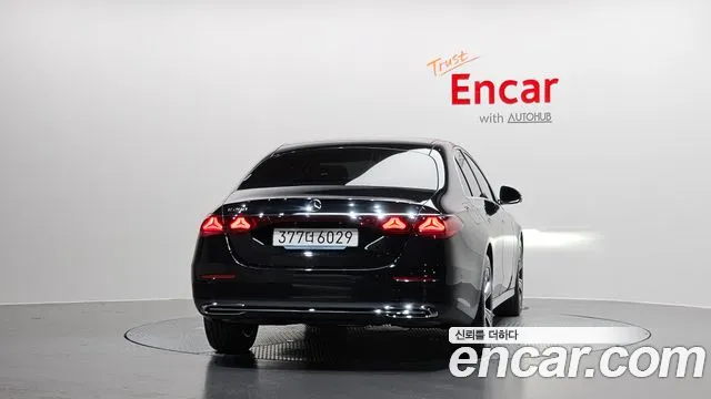 Mercedes-Benz E-Class W214 — Фото автомобиля 3