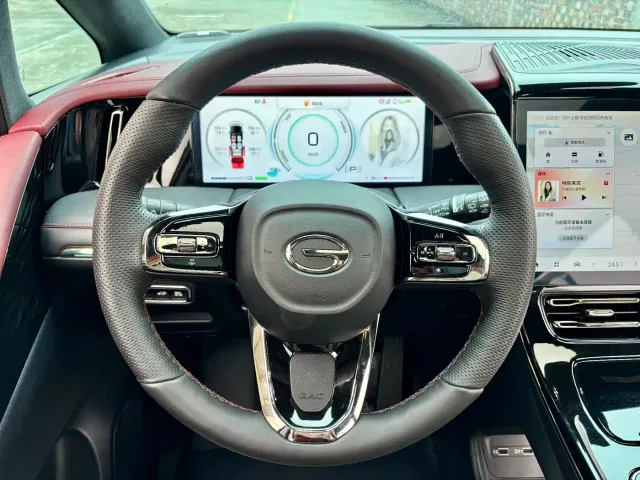 GAC Trumpchi M8 — Фото автомобиля 11