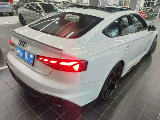 Audi RS 5 — Фото автомобиля 6
