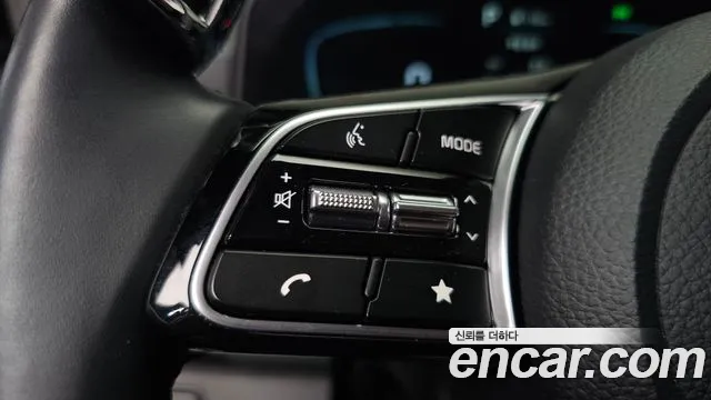 Kia Seltos Бензин 1.6 турбо 2WD — Фото автомобиля 24