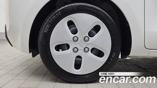 Kia RAY Новый Kia Ray Фургон — Фото автомобиля 5