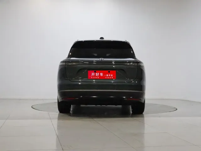 Nio ES8 — Фото автомобиля 4
