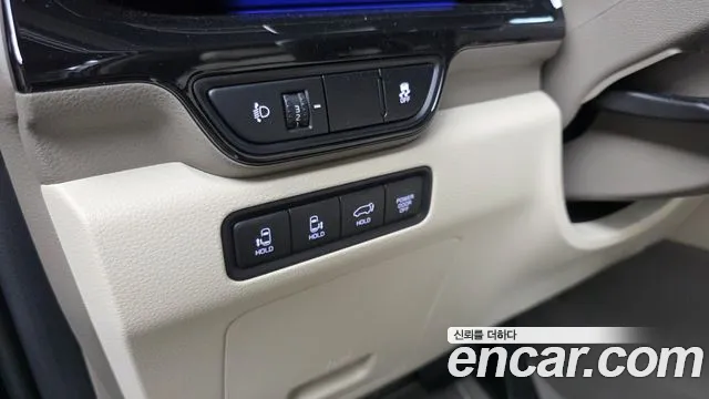 Kia Carnival 4th Gen — Фото автомобиля 25
