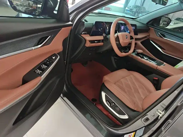 Changan CS75 Plus — Фото автомобиля 15
