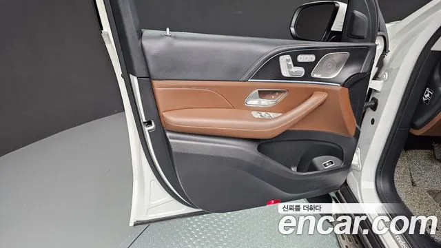 Mercedes-Benz GLE-Class — Фото автомобиля 18