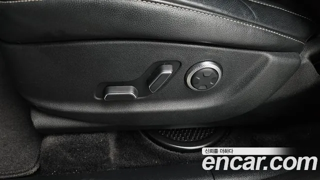 Genesis GV80 2.5T Бензин AWD — Фото автомобиля 30