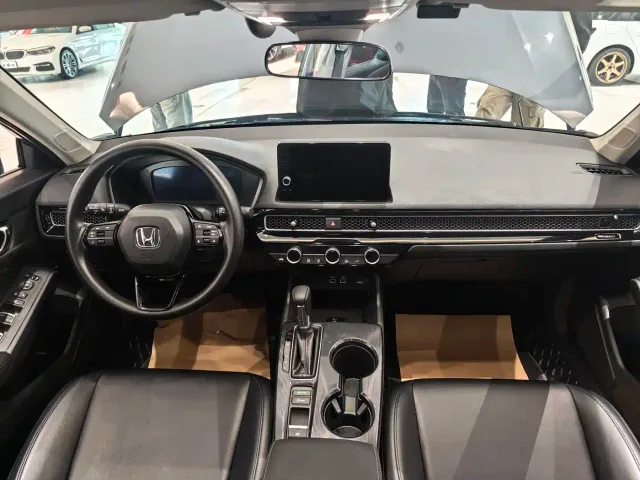 Honda Civic — Фото автомобиля 9