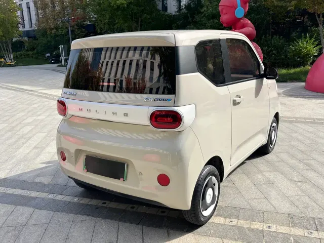 Wuling Hongguang Mini EV — Фото автомобиля 4