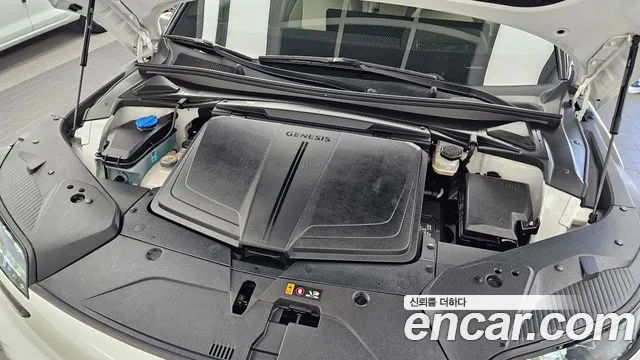 Genesis GV60 — Фото автомобиля 9