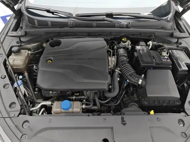 Changan Eado — Фото автомобиля 10