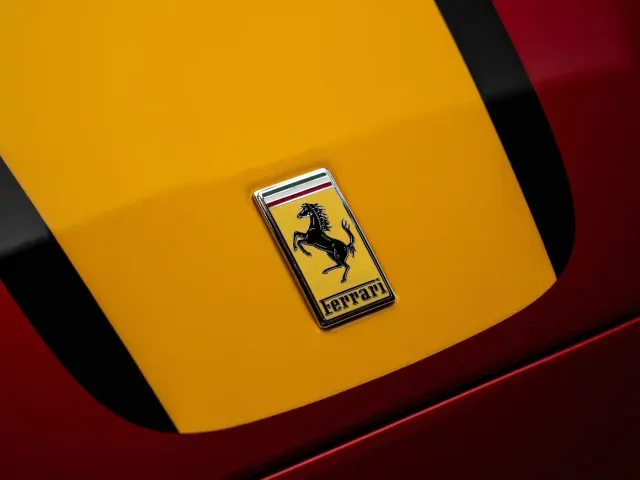 Ferrari 812 — Фото автомобиля 30