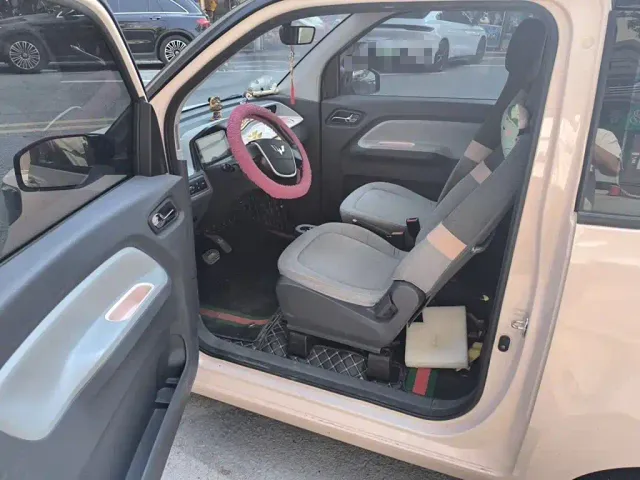 Wuling Hongguang Mini EV — Фото автомобиля 13