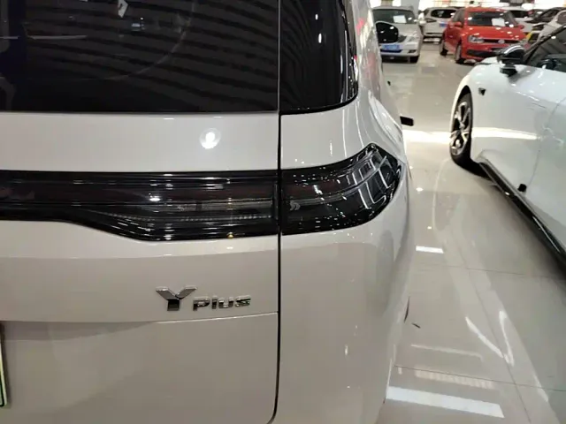 GAC Aion Y — Фото автомобиля 7