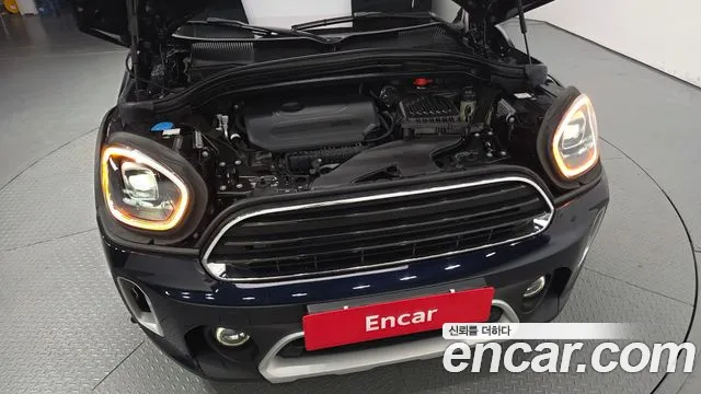MINI Countryman — Фото автомобиля 9