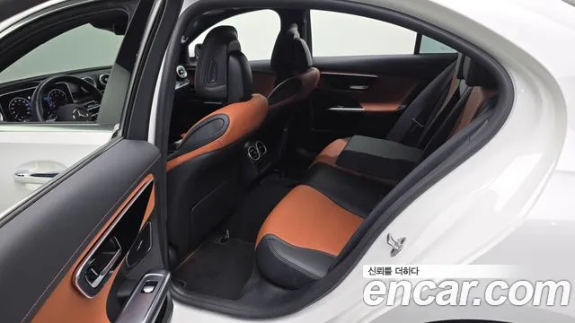 Mercedes-Benz C-Class — Фото автомобиля 12