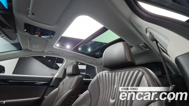 Hyundai Grandeur GN7 — Фото автомобиля 18