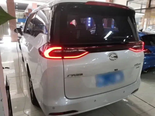 GAC Trumpchi M6 — Фото автомобиля 4