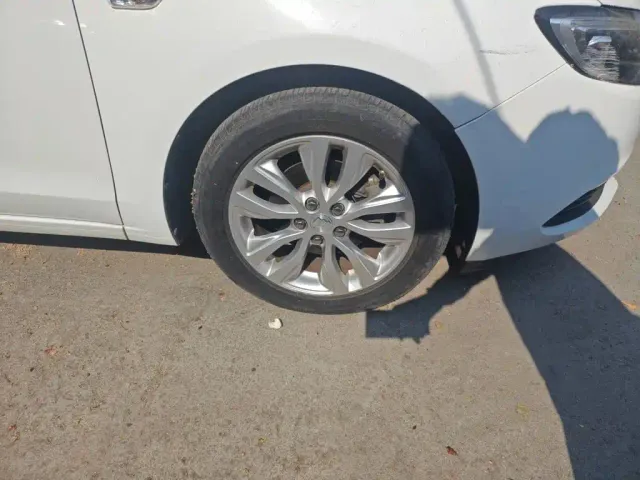Buick Excelle 2021 Facelift Exemplar 1.5L Auto Elite — Фото автомобиля 24