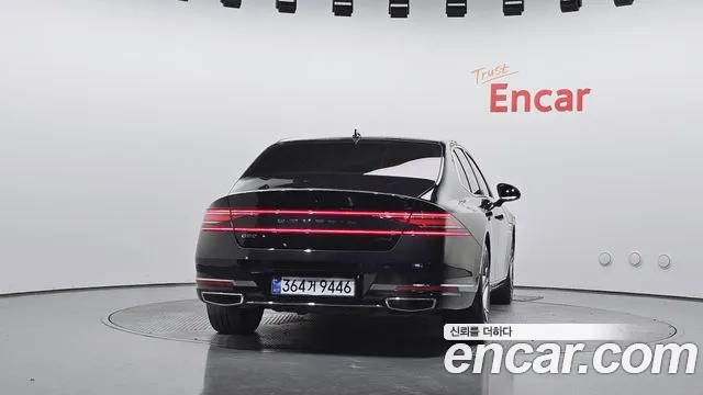 Genesis G90 Бензин 3.5 турбо AWD — Фото автомобиля 3
