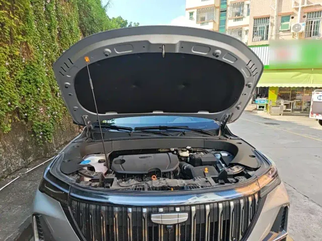 Geely Boyue L — Фото автомобиля 16