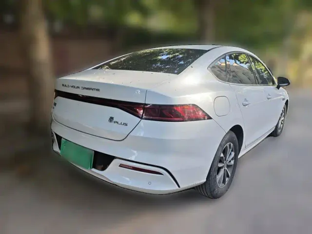 BYD Qin PLUS — Фото автомобиля 4